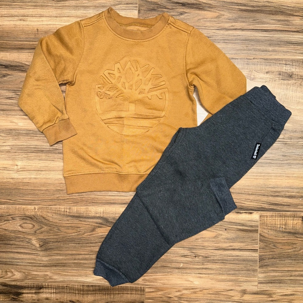 Kids Timberland Sweatshirt and Gray Joggers Set